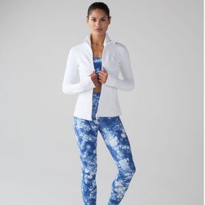 Like new - Lululemon Shibori Varsity Blue Wunder Under Legging Size 4